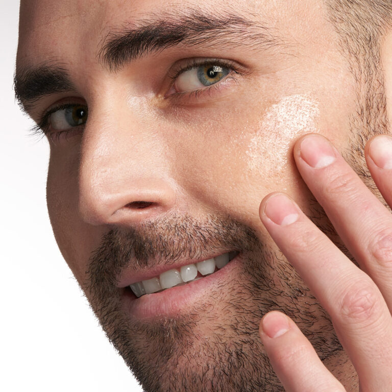 Bilde for sosiale medier NEOSTRATA mann 2