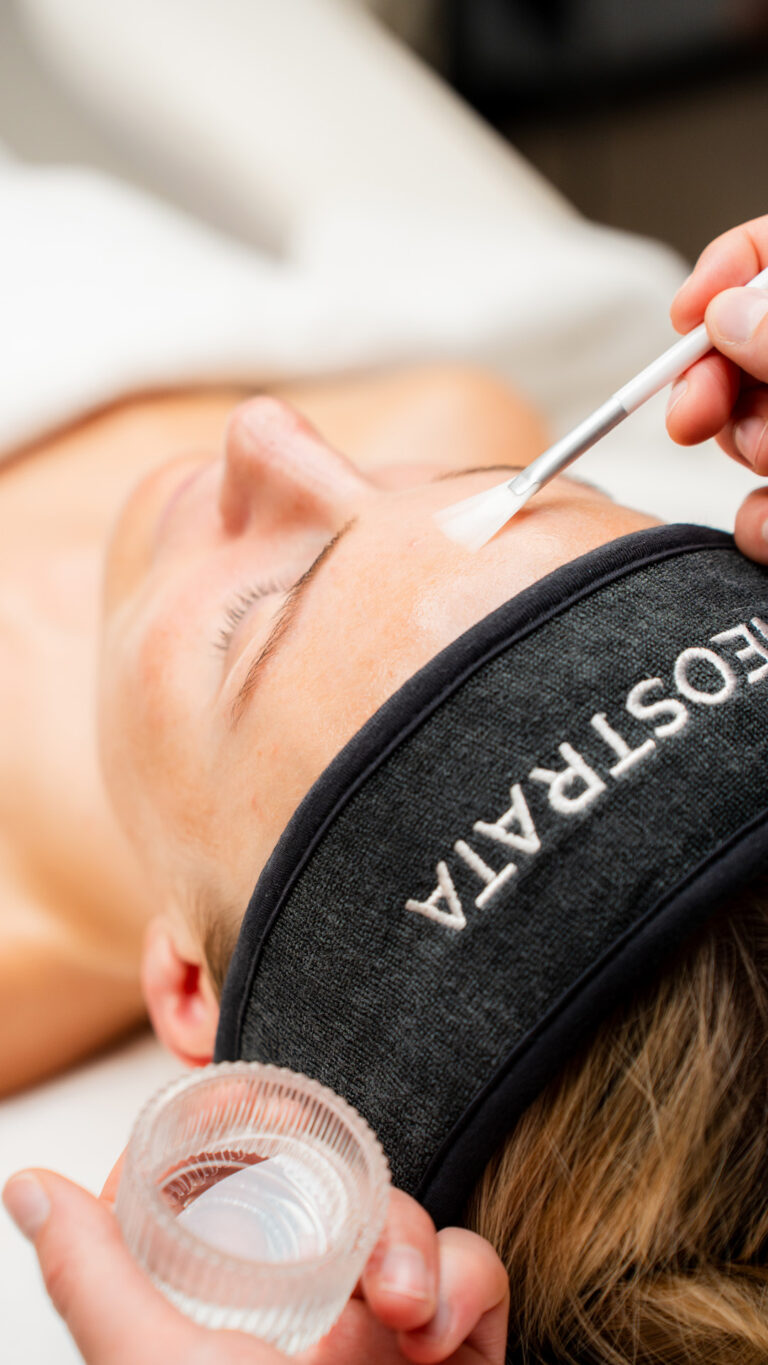 Bilde for sosiale medier NEOSTRATA behandling 6 story