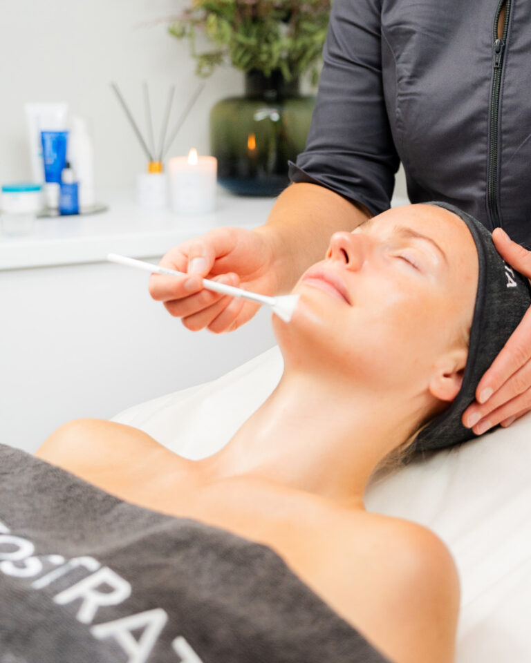 Bilde for sosiale medier NEOSTRATA behandling 5