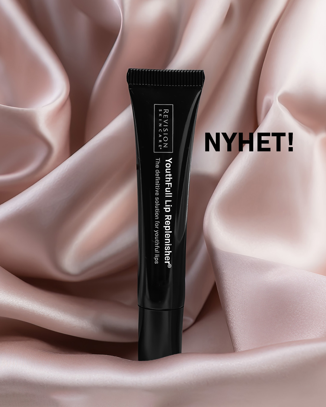 Bilde for sosiale medier Revision Skincare YouthFull Lip Replenisher miljøbilde