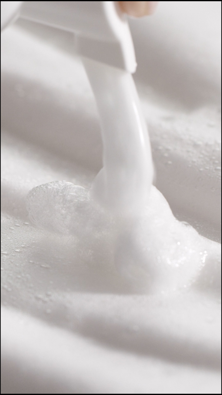 Video til sosiale medier NEOSTRATA Foaming Glycolic Wash