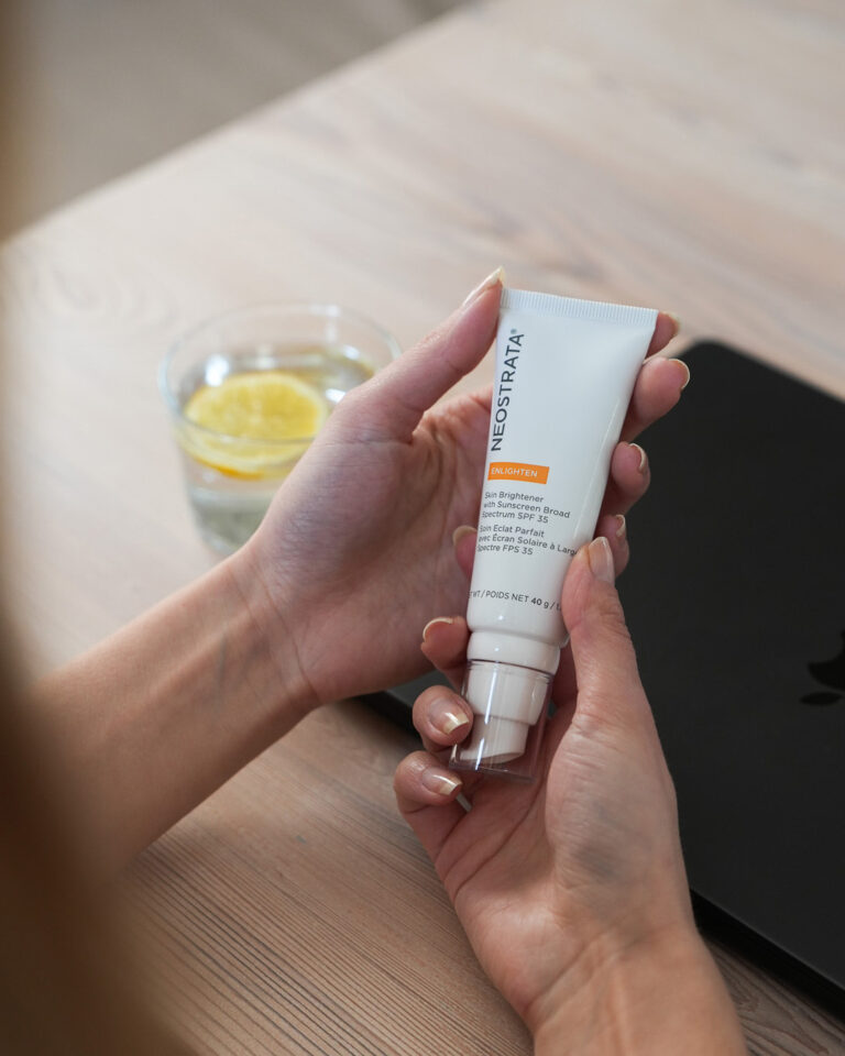 Bilde for sosiale medier NEOSTRATA Skin Brightener lifestyle